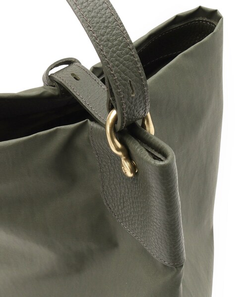 TOFF&LOADSTONE（トフアンドロードストーン） ショルダーバッグ ザック