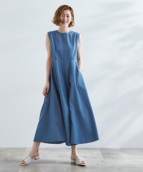 ✮美品✮René ライトブルー ノースリーブ ワンピース サイズ34 grove（グローブ） ワンピース すっきり見え 軽やかデニムノースリーブ