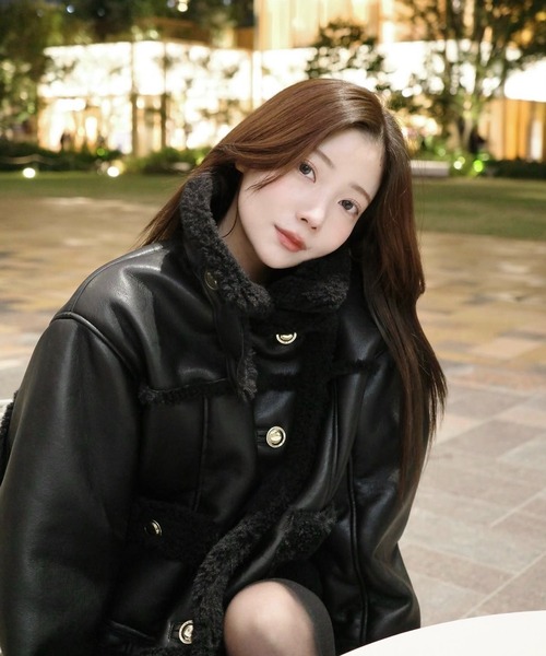 美品♡バレンシアガ　レザー　キルティング　コート　金ボタン　黒 SNIDEL（スナイデル） ブルゾン アウター 「WEB限定/ボアコレクション