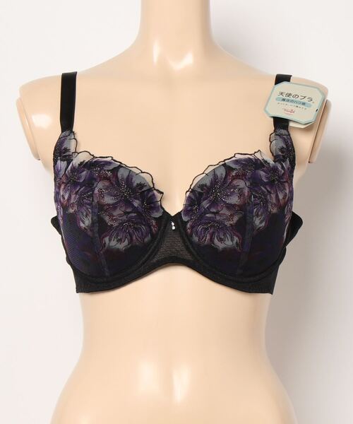 Triumph（トリンプ） ブラジャー 天使のブラ(R) 魔法のハリ感586