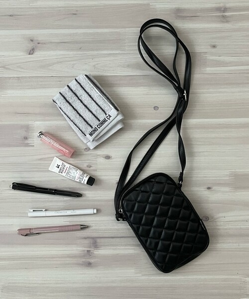 MONO COMME CA ショルダーバッグ バッグ キルティング スマホ