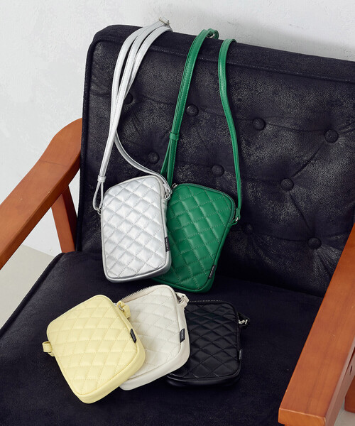 MONO COMME CA（モノコムサ） ショルダーバッグ バッグ キルティング