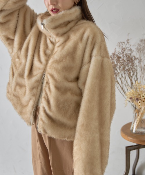 ノーブル ベージュ ダブルブレスト ファーコート &. NOSTALGIA（ノスタルジア） コート アウター 「ZOZO限定」フェイク