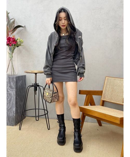 【新品 タグ付き】黒 クロップドパーカー【EVRIS】 EVRIS パーカー ダメージスウェットクロップドパーカー