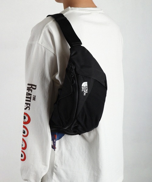 THE NORTH FACE ボディバッグ ブラック　韓国限定　日本国内未発売 THE NORTH FACE（ザ ノースフェイス） ノースフェイス ウエストポーチ