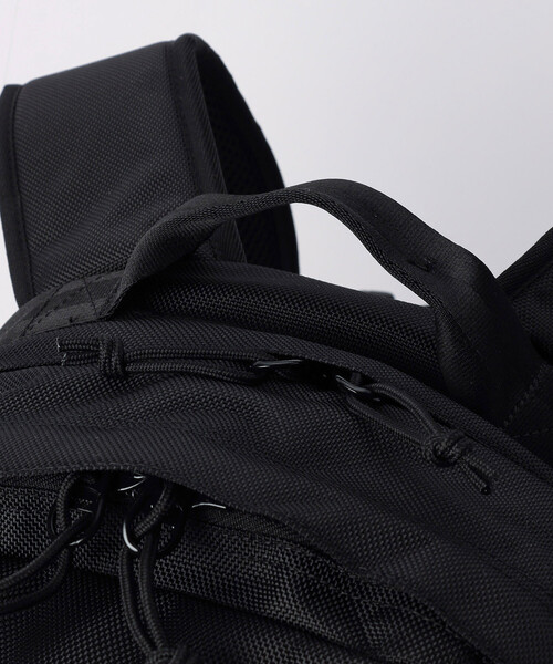 デイバック リュック NEW ERA/ニューエラ 限定展開 キャリアパック 35L ブラック メンズ レディースの画像