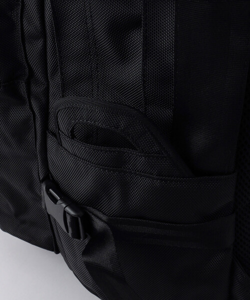 デイバック リュック NEW ERA/ニューエラ 限定展開 キャリアパック 35L ブラック メンズ レディースの画像
