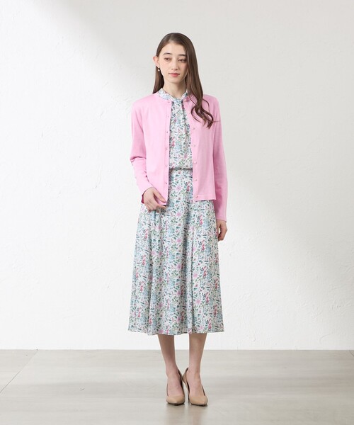極美品　アマカ　ブラウス　花柄 リバティ LIBERTY オーガストローズ　44 AMACA（アマカ） ブラウス シャツ 「LIBERTY」BOTANIST'S JOURNEY