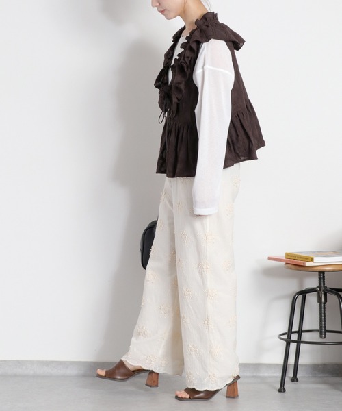 cepo（セポ） ブラウス シャツ フリル刺繍ビスチェ レディース