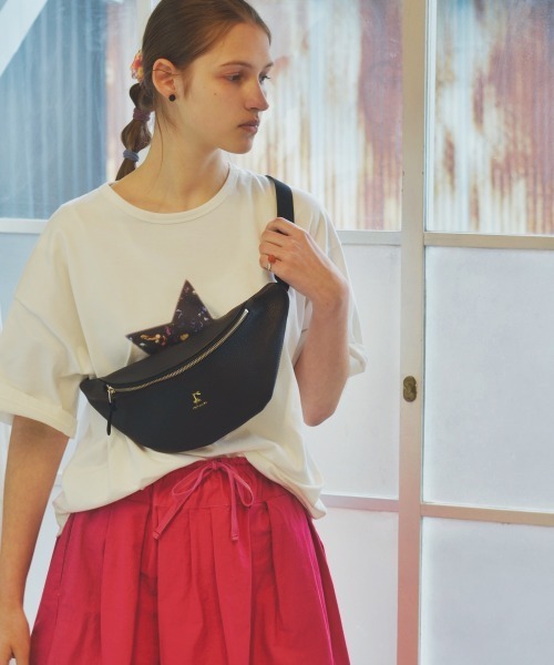 rehacer（レアセル） ショルダーバッグ : Compact Leather Shoulder