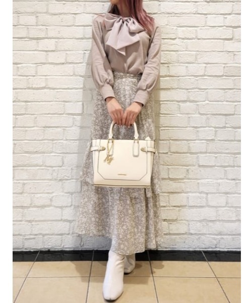 Samantha Vega（サマンサベガ） ハンドバッグ ベルト金具ハンドバッグ