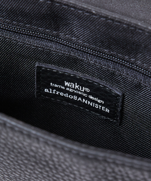 alfredoBANNISTER（アルフレッドバニスター） ショルダーバッグ 「WAKU