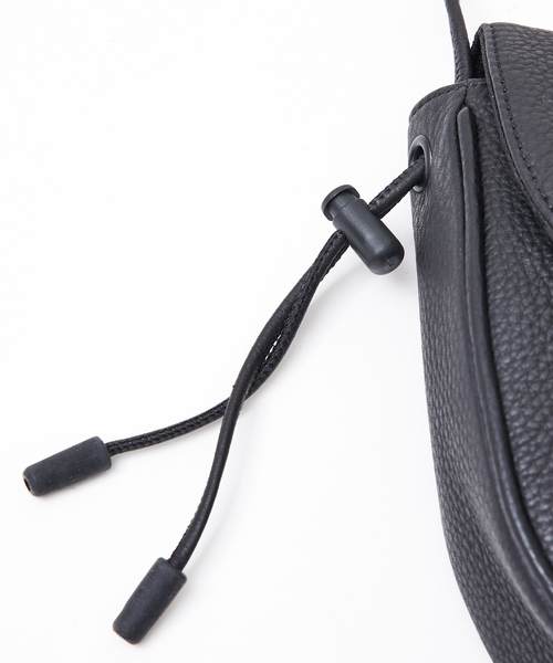 alfredoBANNISTER（アルフレッドバニスター） ショルダーバッグ 「WAKU