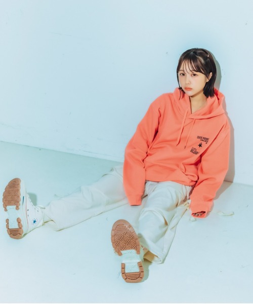 パーカー 「over print」STREET GIRL HOODIE (mamoru) レディース メンズ over print パーカー 「over print」STREET GIRL HOODIE (mamoru