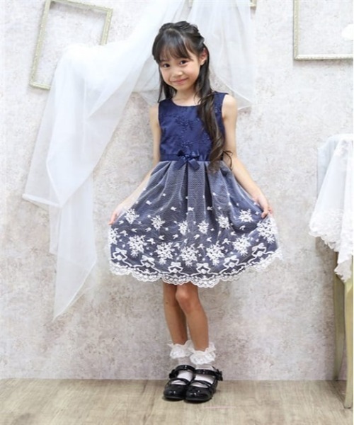 axes femme ワンピース リボン×フラワーレースワンピース キッズ