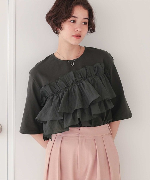 titivate（ティティベイト） tシャツ アシンメトリーギャザーフリル