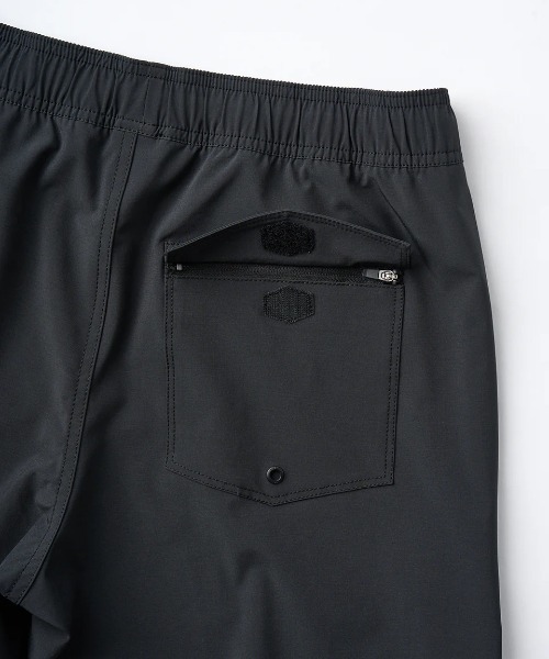 新品　25年春夏 RVCAルーカ　水陸両用ボードショーツ　黒 L RVCA/ルーカ ボードショーツ/水着 水陸両用 ワンポイント BF041