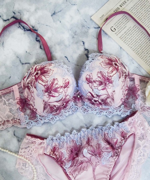 Sanei ブラジャー ショーツセット 「EFサイズ」待望のEFサイズ