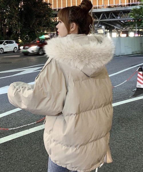 ダウンコート ダウンジャケット ファーフード付きボリューム感あふれる