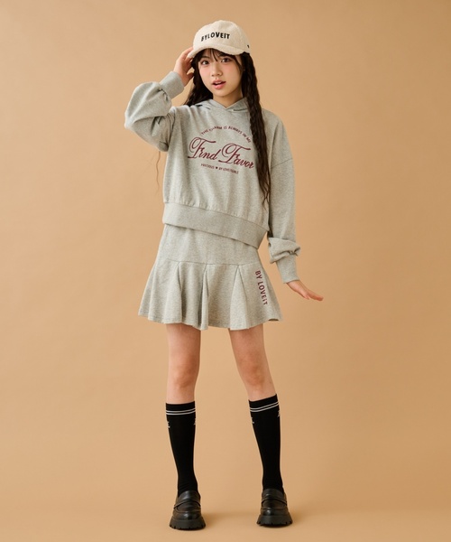 by LOVEiT セットアップ フーディ＆スカートセット キッズ 子供服