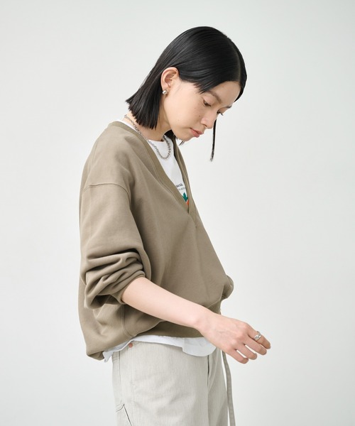 新品 KHA:KI カーキ　ワッフル　Vネック　カットソー kha:ki（カーキ） トレーナー スウェット 「KHA:KI / カーキ」Vネック