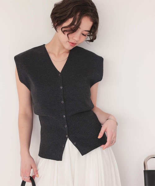 KHAITE RIB Vネックノースリーブニット ブラック ウール100 ベスト titivate ベスト ジレ ノースリーブVネックリブニットベスト