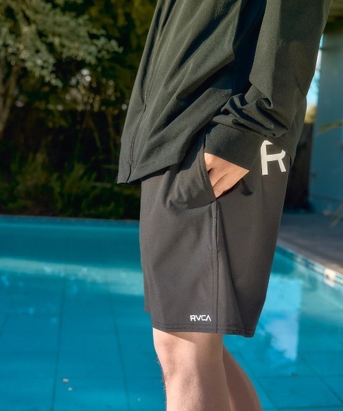 新品　25年春夏 RVCAルーカ　水陸両用ボードショーツ　黒 L RVCA 水着 RVCA/ルーカ ボードショーツ/水着 水陸両用 ワン