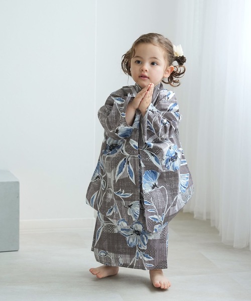 最終値下げ！新品未使用　utatane女の子浴衣 3点セット130cm utatane 浴衣 キッズ浴衣3点セット ニコアンティーク かすれアネモネ