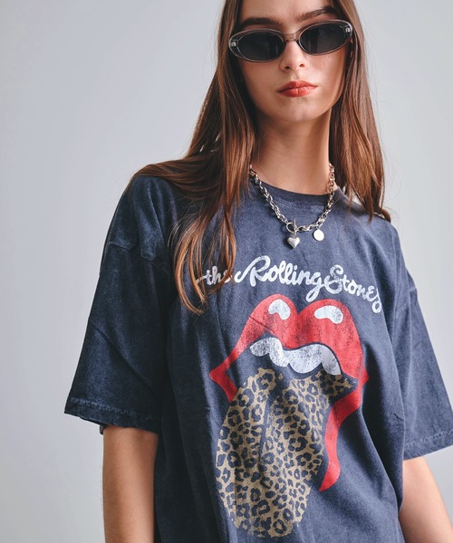 Revo. スマホショルダー tシャツ ROCK OFF ロックオフ THE ROLLING