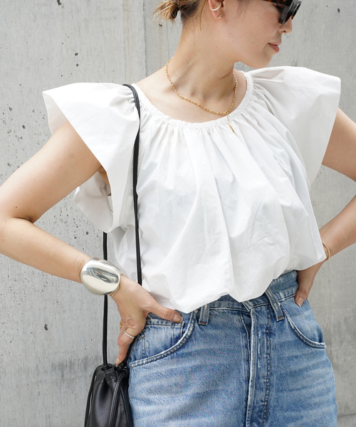 セルリ　ドゥーズィエムクラス　23SS GATHERED ブラウス 白　リネン混 セルリ ドゥーズィエムクラス 23SS GATHERED ブラウス 白 リネン