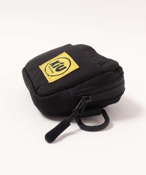 KiU（キウ） ポーチ KiUパデッドポーチM レディース メンズ : ZOZOTOWN