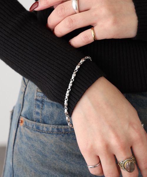 LION HEART（ライオンハート） ブレスレット “HOWL”スモールファングド