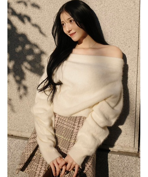 SNIDEL フォックスカシミヤオフショルプルオーバー　新作　新品 SNIDEL（スナイデル） ニット セーター 「HIGH QUALITY」フォックス
