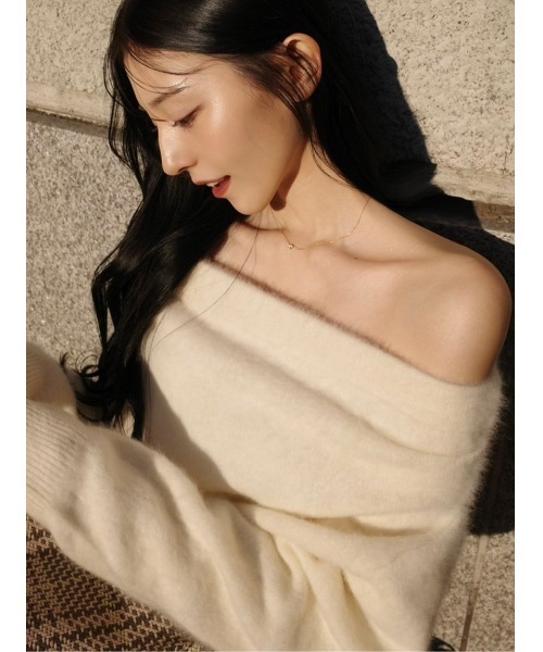 SNIDEL フォックスカシミヤオフショルプルオーバー　新作　新品 SNIDEL（スナイデル） ニット セーター 「HIGH QUALITY」フォックス