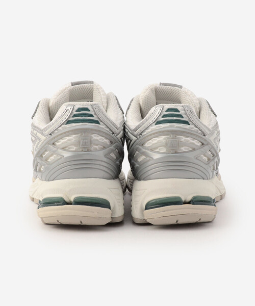「New Balance」 ローカットスニーカー 24 ホワイト系その他 レディースの画像