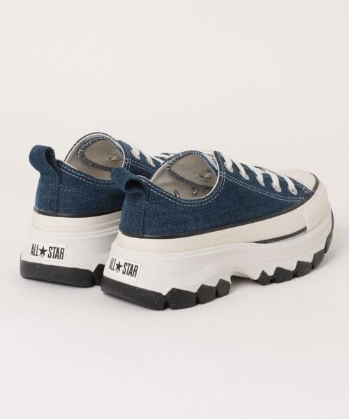 「CONVERSE」 ローカットスニーカー 4 ブルー メンズの画像