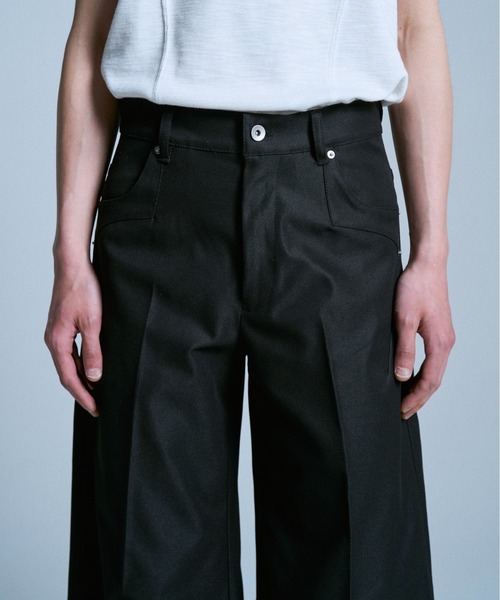 Camphor wood スラックス PRESSED POLYESTER FLARE SLACKS / センター