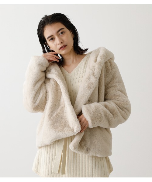 AZUL BY MOUSSY アウター FLUFFY HOODIE SHORT COAT