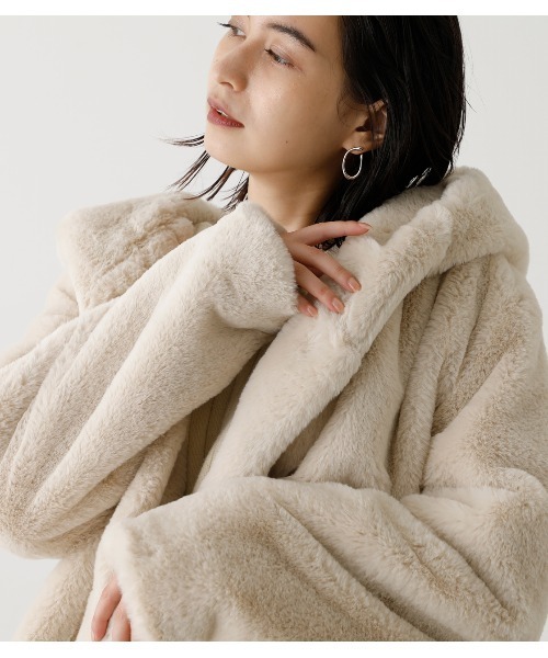 AZUL BY MOUSSY アウター FLUFFY HOODIE SHORT COAT/フラッフィー 