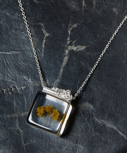 rehacer（レアセル） ネックレス : Rose Cube Necklace / ローズ 