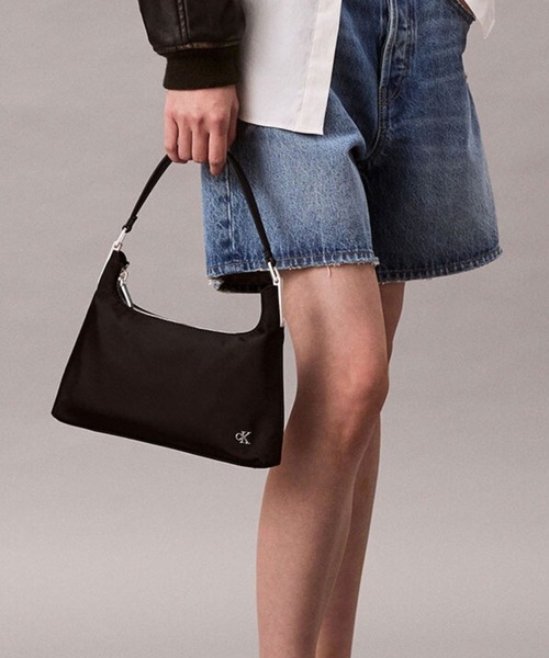 Calvin Klein（カルバン・クライン） ショルダーバッグ バッグ サテン