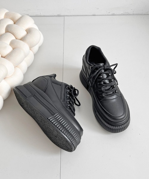 Shoes in Closet（シュークロ） スニーカー +7.5cm 厚底