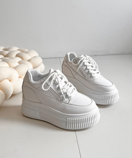 Shoes in Closet（シュークロ） スニーカー +7.5cm 厚底