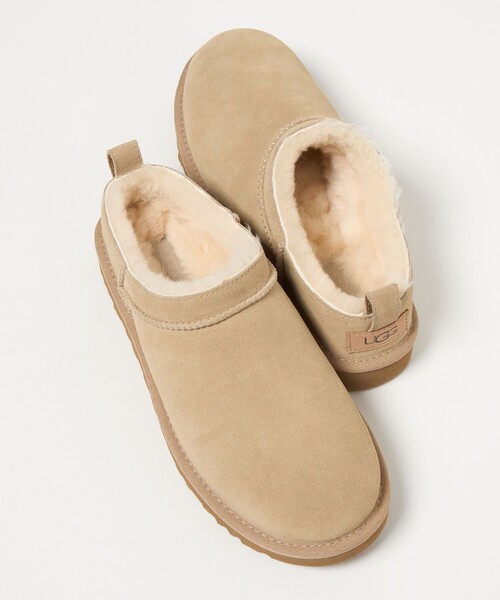 【新品・未使用品】UGG ブーツ　スリッポン UGG Australia ブーツ 「国内EXCLUSIVE」「UGG」クラシック