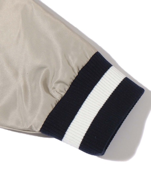 「UGG」 スタジャン M インディゴブルー レディース_画像6