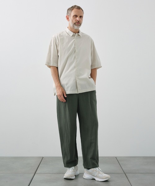 ワイドパンツ パンツ 「ATON / エイトン」COTTON LINEN VOILE LOOSE FIT PANTS メンズの画像