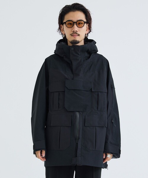 WHITE MOUNTAINEERING（ホワイトマウンテニアリング） マウンテン