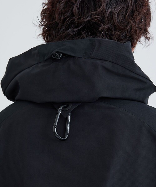 WHITE MOUNTAINEERING（ホワイトマウンテニアリング） マウンテン