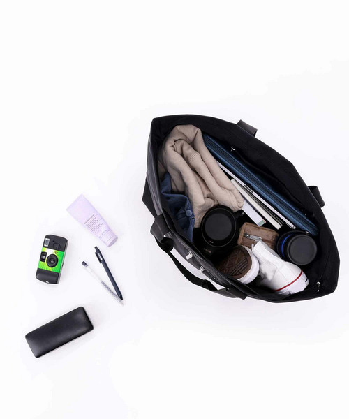 LeSportsac（レスポートサック） トートバッグ CARLIN ZIP TOP TOTE
