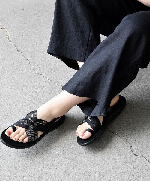 サンダル TEVA: VOYA STRAPPY ストラップ サンダル レディースの画像